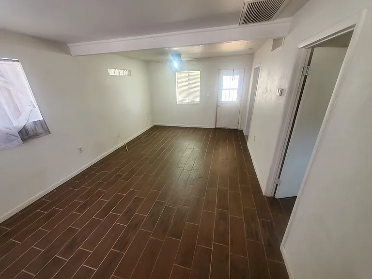 2722 W Myrtle Ave #2722 — Photo 6