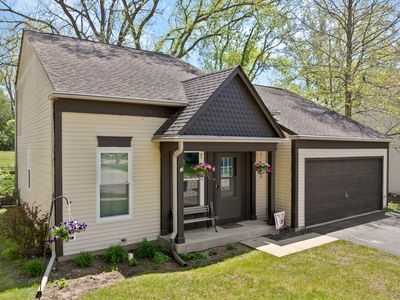 1475 Charles Ave, Algonquin, IL, 60102