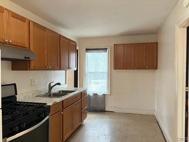 601 Court St #3 — Photo 6