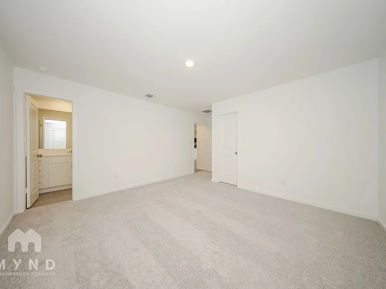 9717 NW 124th St — Photo 14