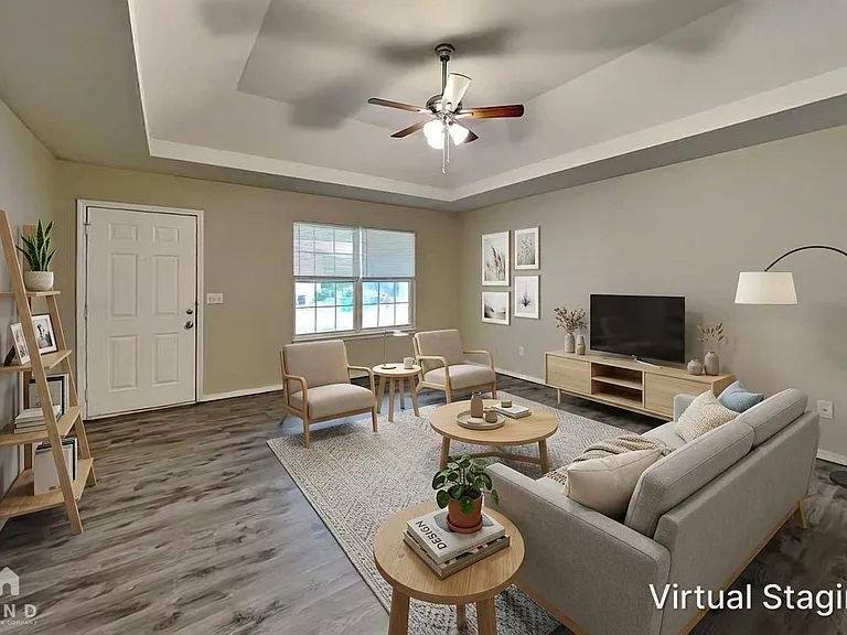 730 N Elder Ave — Photo 2