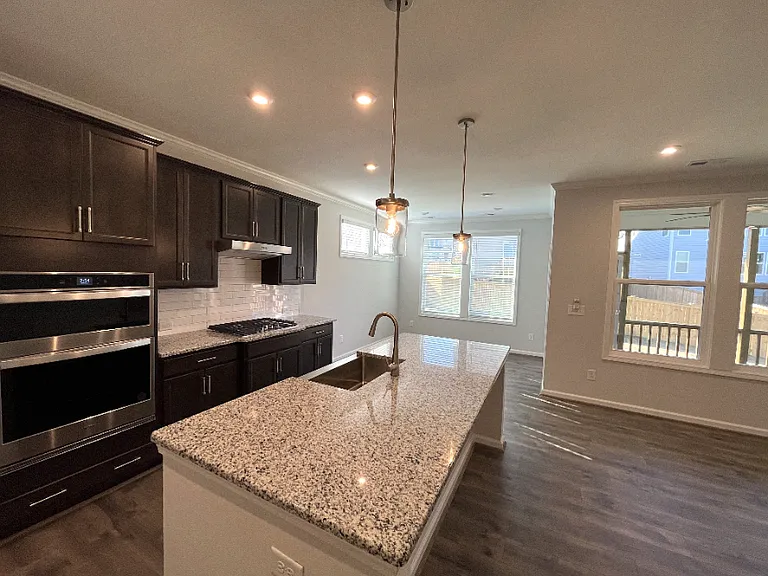 4909 Glenmorgan Ln — Photo 4