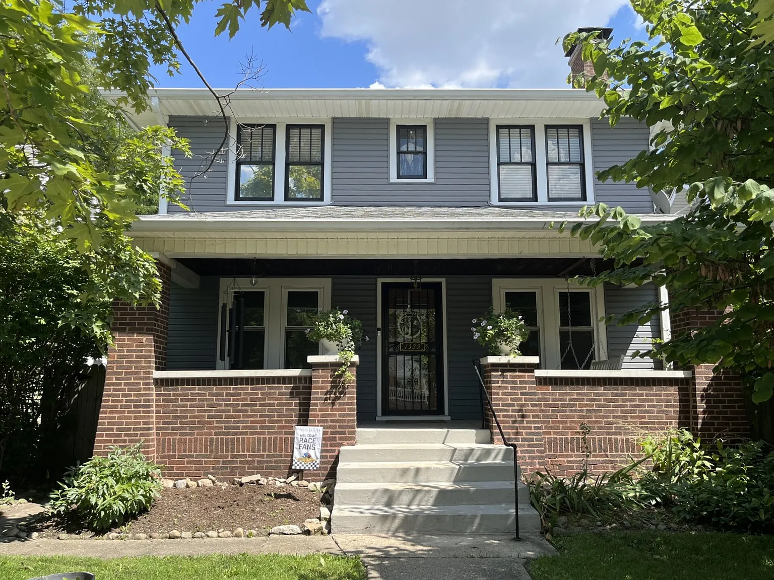 1329 N Lasalle St — Photo 1