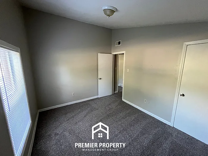 3435 Clearbrook St — Photo 16