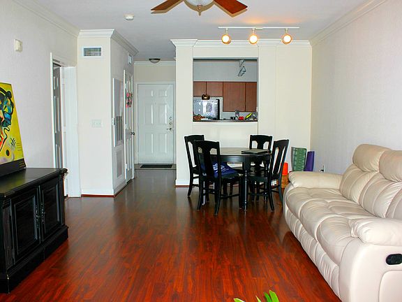 5th image of 206 E South St Unit 5063