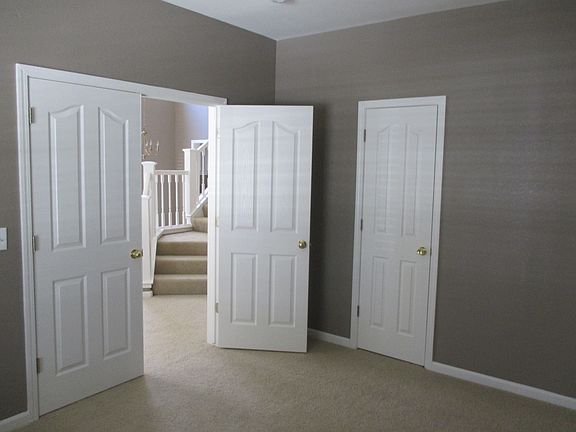 5th image of 1710 Mills Dr