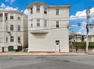 27 Greeley St, Providence, RI 02904