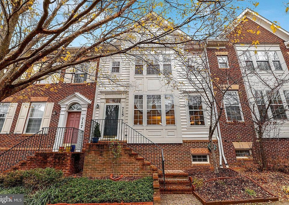 1st image of 715 Garden View Way