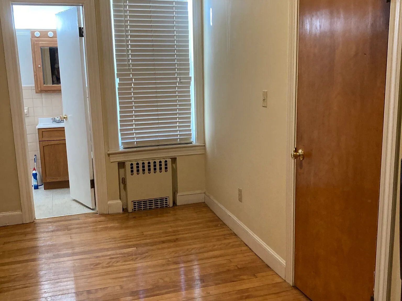 135 Merriam Ave Residence — Photo 4