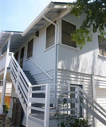 3rd image of 3025 E 1st St