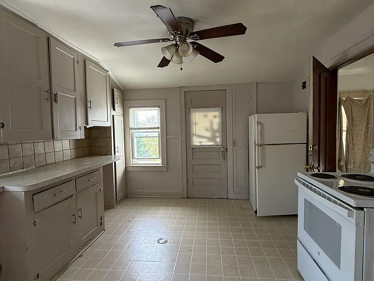 5141 Ternes St #2 — Photo 6