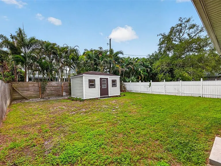 3204 W Marlin Ave — Photo 30