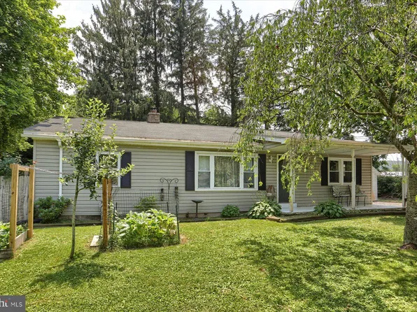 1196 Valley Rd, Marysville, PA 17053