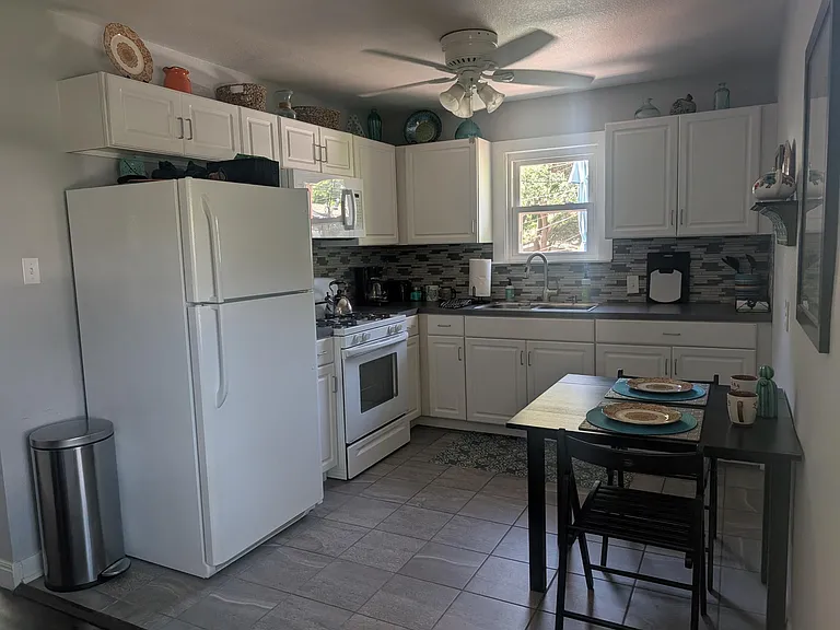 4308 Avenue G #B-1 — Photo 7