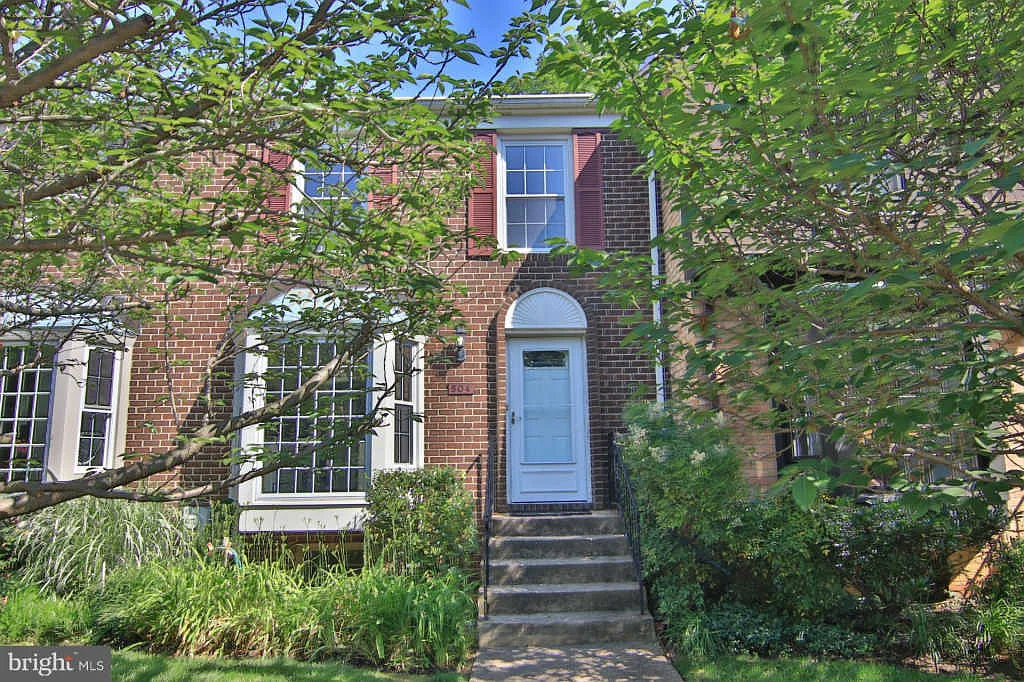 504 Andrew Hill Rd photo 1