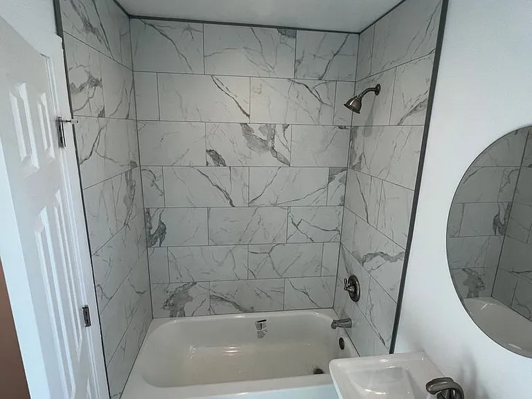 947 N Wilmington Blvd — Photo 11