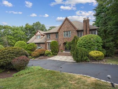 5 Country Brook Dr, Montville, NJ, 07045
