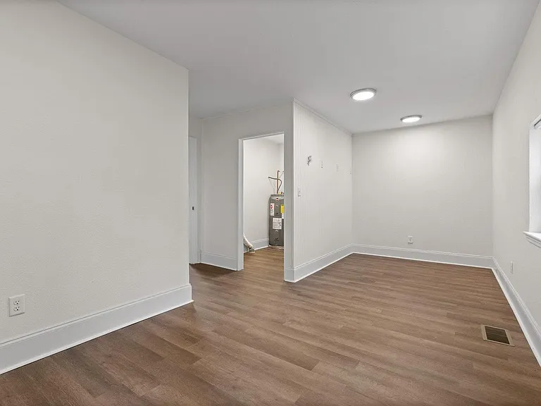 3919 Weldon Dr — Photo 29