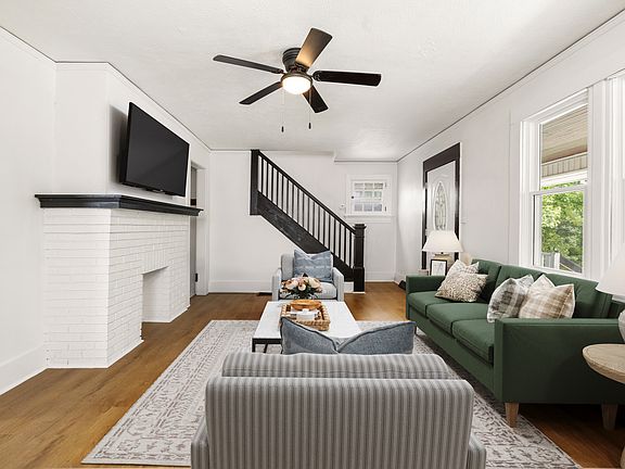 Living room - staged