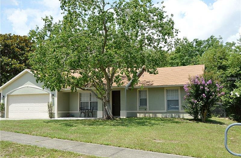 1st image of 830 Forestwood Dr