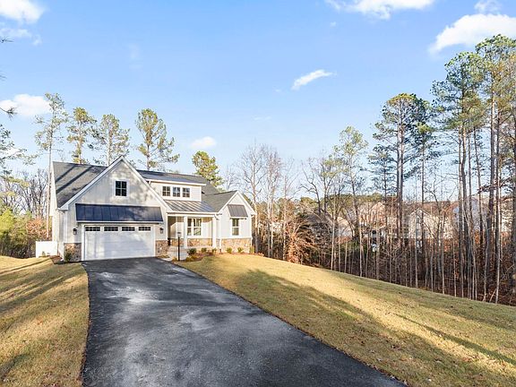 3rd image of 102 Whippoorwill Pl
