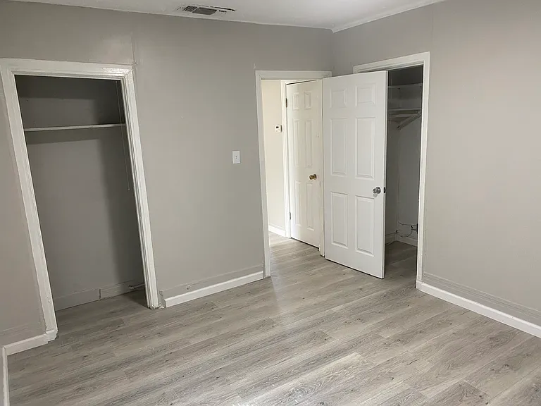 2242 Piedmont Pl — Photo 32