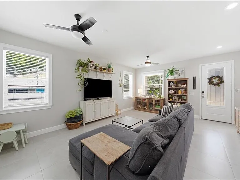 1808 W Cluster Ave — Photo 7