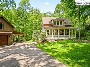 221 Brookside Dr, Boone, NC 28607