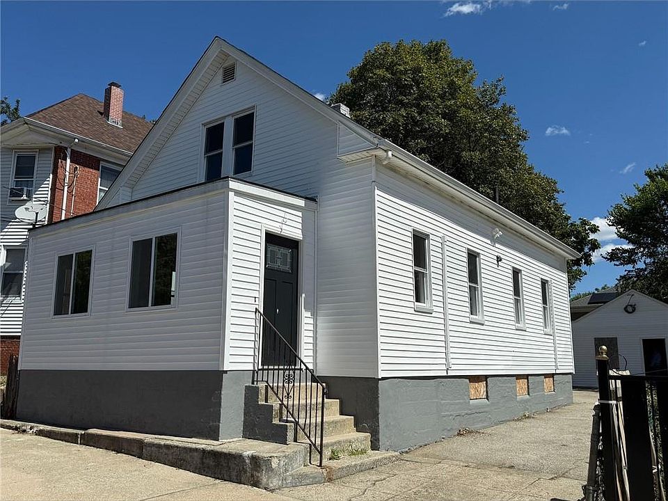 1st image of 17 Middleton St