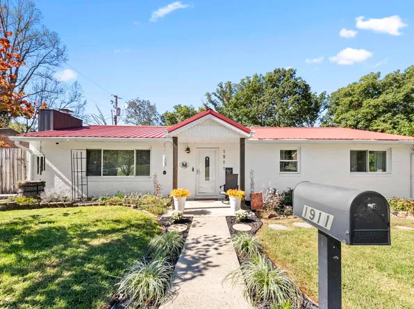 1911 Court St, Flatwoods, KY 41139