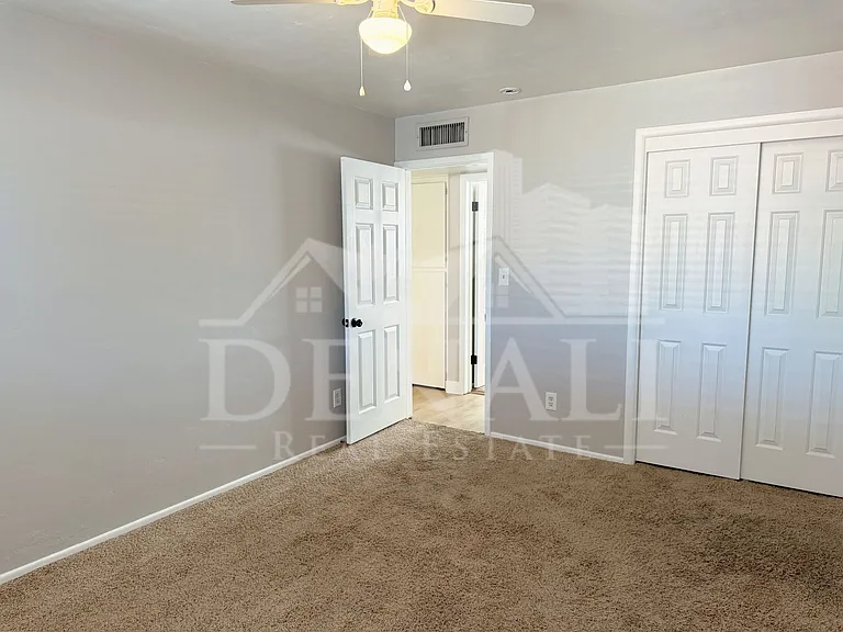 1220 W Romo Jones St — Photo 20