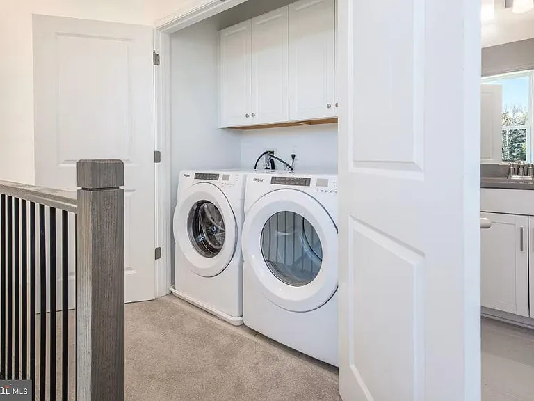 512 Reading Ct — Photo 13