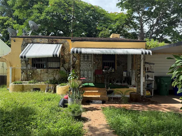 794 NW 44th St, Miami, FL 33127
