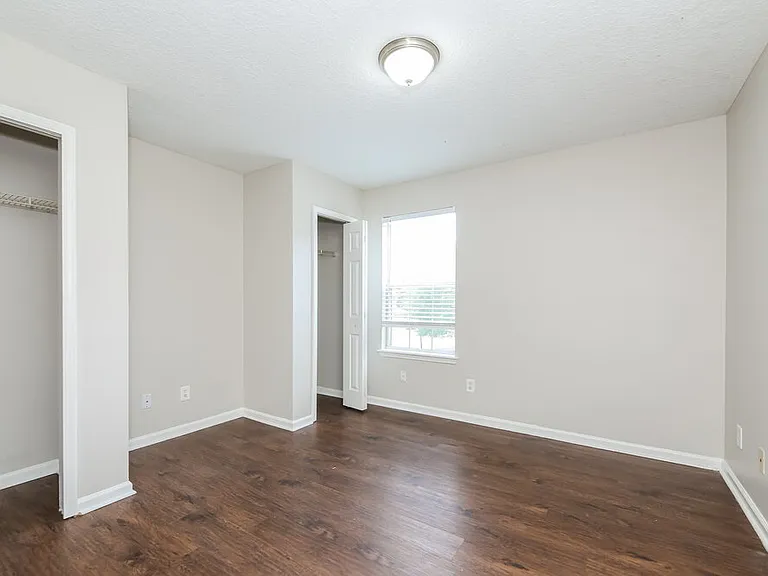 7911 Melvin Rd — Photo 13
