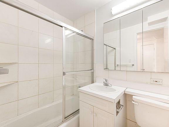 4th image of 148 W 68th St APT 2F