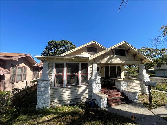 2nd image of 1511 19TH AVENUE S