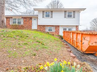 9126 Westminister Circle Dr, Chattanooga, TN 37416