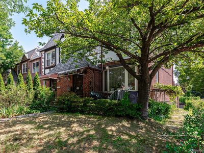 72-89 Yellowstone Boulevard, Forest Hills, NY, 11375