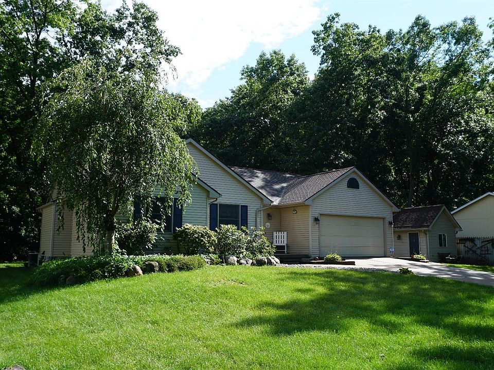 1st image of 8447 Pineview Lake Dr