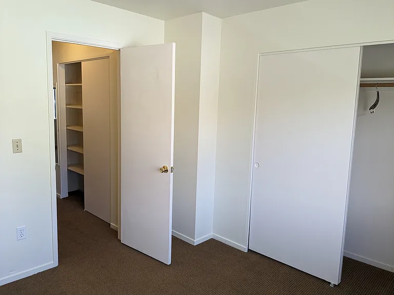 1225 N Sierra St #3 — Photo 6