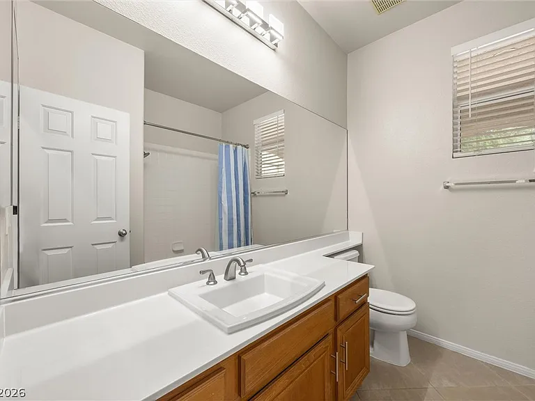 428 Eternity St — Photo 33
