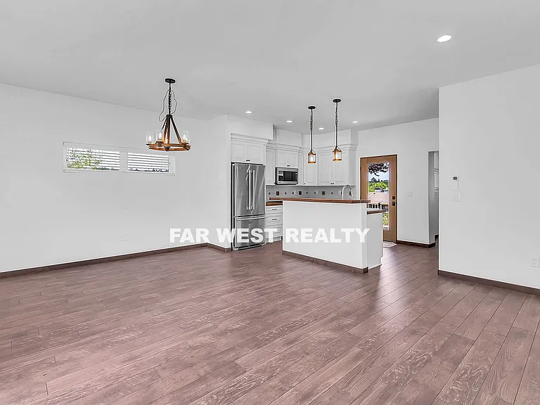 821 Prescott Heights Dr — Photo 19