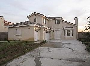 4th image of 15871 Dianthus St