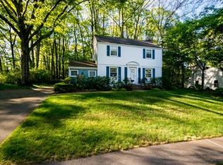 7 Buckingham Rd, Natick, MA 01760