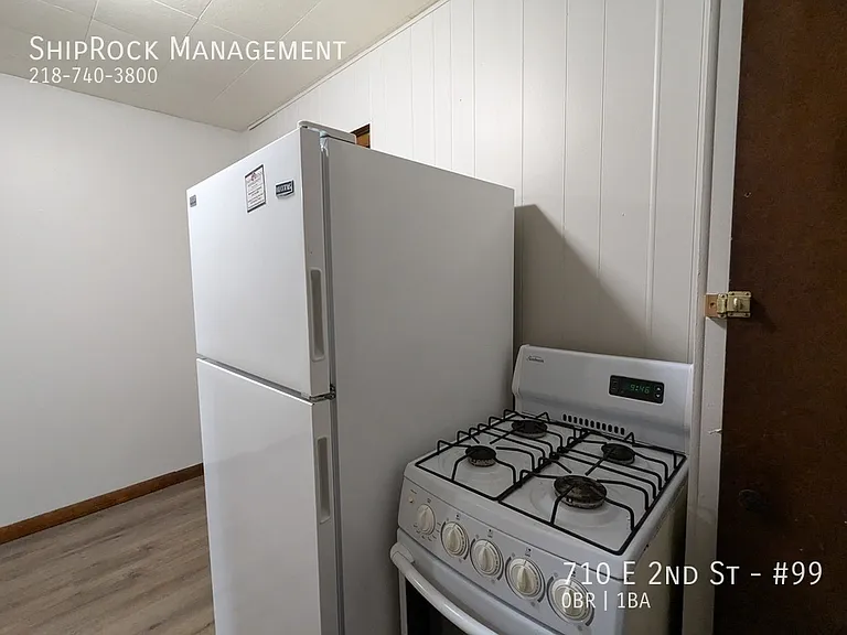 710 E 2nd St #99 — Photo 6