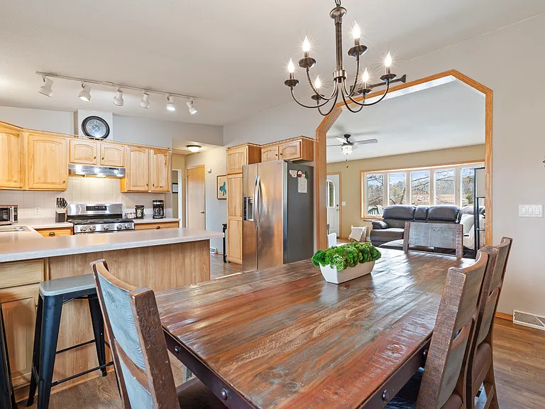 27092 Pine Cone Ln — Photo 2