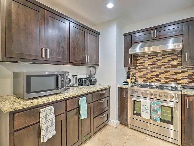 411 Ramble Ln — Photo 6