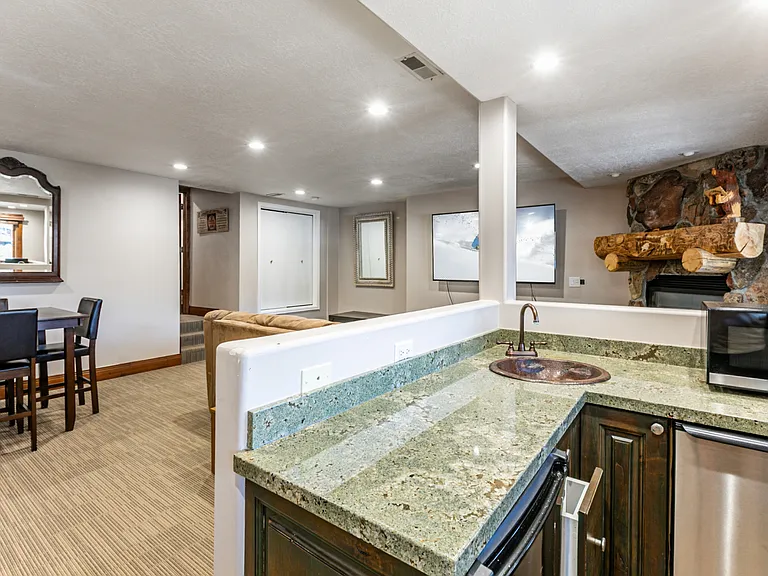 214 Woodside Ave — Photo 23