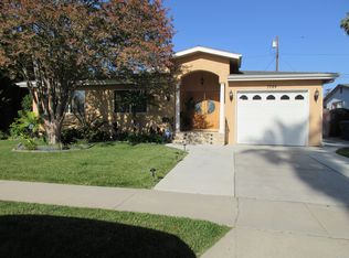 7244 Ostrom Ave, Van Nuys, CA 91406