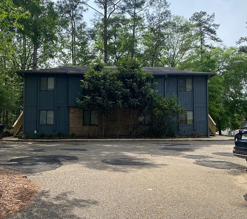 1st image of 3708 Donovan Dr Unit D